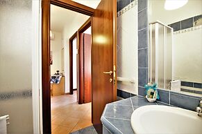 Holidaycasa Emiliano - Villa con Giardino Privato