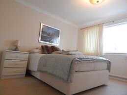 Cherry Palace 3 BD Parking Spaces groups