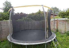 Cherry Palace 3 BD Parking Spaces groups