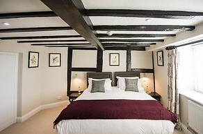Cowdray Lodge