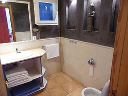 Detached House With Private Pool Near the Beach