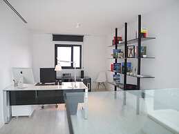 Belvilla by OYO Atzur