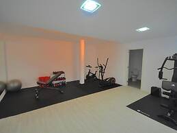 Belvilla by OYO Atzur