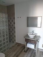 Mesón-Hostal La Cabaña