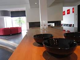 Large Cozy Cottage With Home Cinema