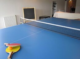 Large Cozy Cottage With Home Cinema