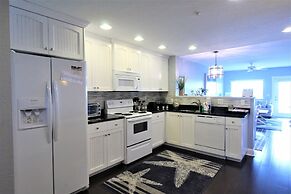 Harbourside Marker 33