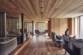 Falkensteiner Hotel Kronplatz - The Leading Hotels of the World