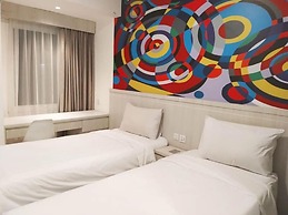 Urban Express HomTel Serpong