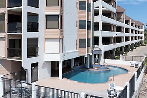 Quiet Bayfront Condo w/ Boat Slips & Fishing Pier!