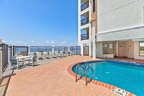 Quiet Bayfront Condo w/ Boat Slips & Fishing Pier!