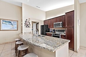 Quiet Bayfront Condo w/ Boat Slips & Fishing Pier!