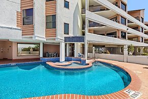 Quiet Bayfront Condo w/ Boat Slips & Fishing Pier!