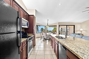 Quiet Bayfront Condo w/ Boat Slips & Fishing Pier!