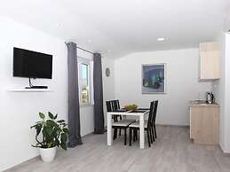 Modern Apartment in Mocici With Terrace