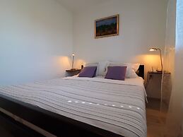 Charming Holiday Home in Cara With Swimming Pool