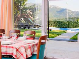 Peaceful Retreat in a Hill Landscape near Split