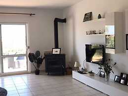 Modern Apartment in Seget Donji With View of the Sea