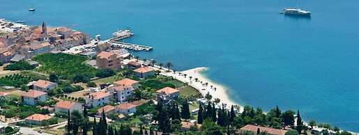 Modern Apartment in Seget Donji With View of the Sea