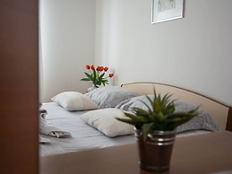 Modern Apartment in Seget Donji With View of the Sea