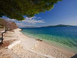 Modern Apartment in Seget Donji With View of the Sea