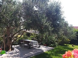 Modern Apartment in Kastel Stafilic With Fenced Garden