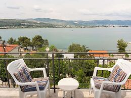 Quaint Holiday Home in Mastrinka With Balcony