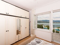 Quaint Holiday Home in Mastrinka With Balcony