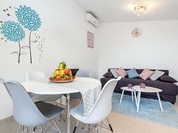 Apartment With Balcony and View
