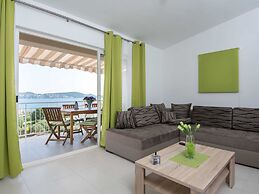 Apartment in Seget Donji With Terrace