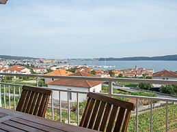 Apartment in Seget Donji With Terrace
