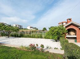 Apartment in Seget Donji With Terrace