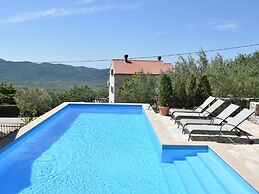 Authentic Holiday Home with Private Pool near Dubrovnik