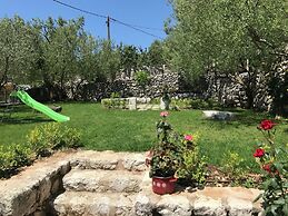 Authentic Holiday Home with Private Pool near Dubrovnik