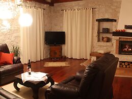 Authentic Holiday Home with Private Pool near Dubrovnik