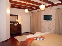 Authentic Holiday Home with Private Pool near Dubrovnik