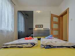 Luxurious Holiday Home in Arbanija with Hot Tub