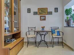 Luxurious Holiday Home in Arbanija with Hot Tub