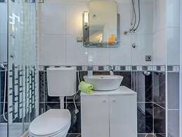 Luxurious Holiday Home in Arbanija with Hot Tub