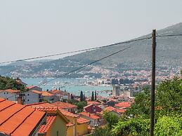 Apartment in Trogir Near Sea