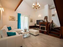 Picturesque Holiday Home by the Beach