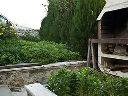 Picturesque Holiday Home by the Beach