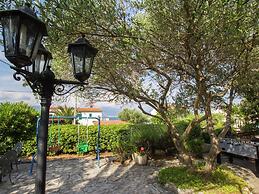 Spacious Apartment in Slatine With Terrace