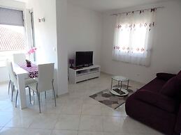Homely Apartment in Trogir near Beach