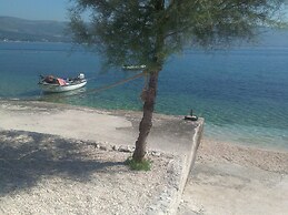 Breezy Stay Near Trogir