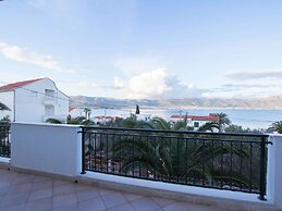 Breezy Stay Near Trogir