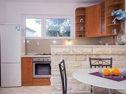 Breezy Stay Near Trogir