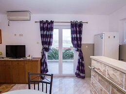 Breezy Stay Near Trogir
