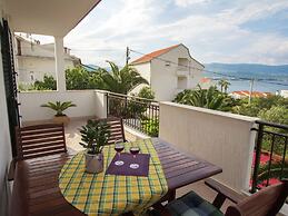 Breezy Stay Near Trogir