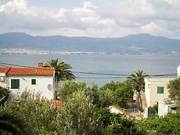 Breezy Stay Near Trogir